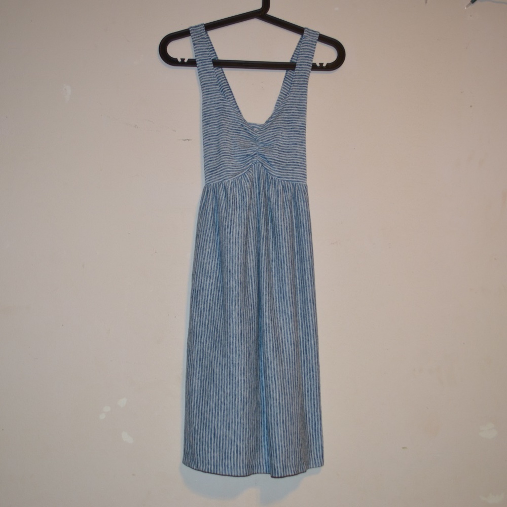 ! Universal Thread | S | Cross Back Dress